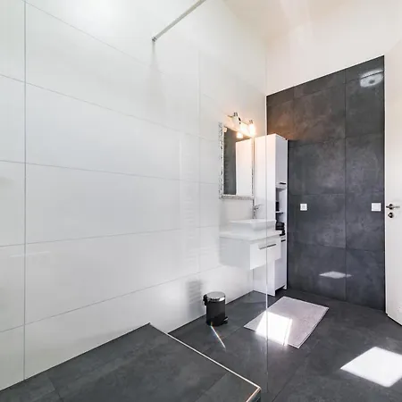 Messe-Appartement 4, Zu Fuss In 5 Minuten An Der Messe Friedrichshafen Daire *